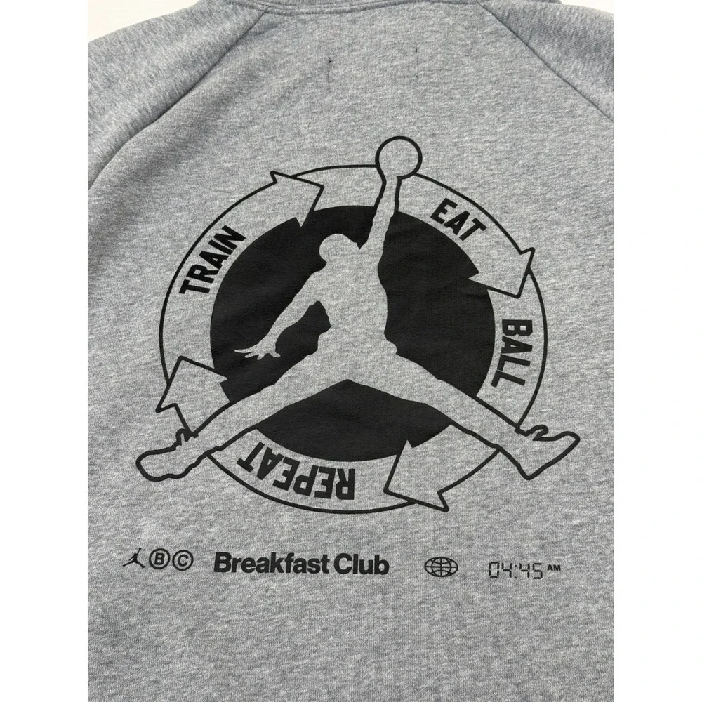 Jordan Men's Mikes Gym‎ Breakfast Club Dri-FIT Graphic Hoodie Gray Size Medium